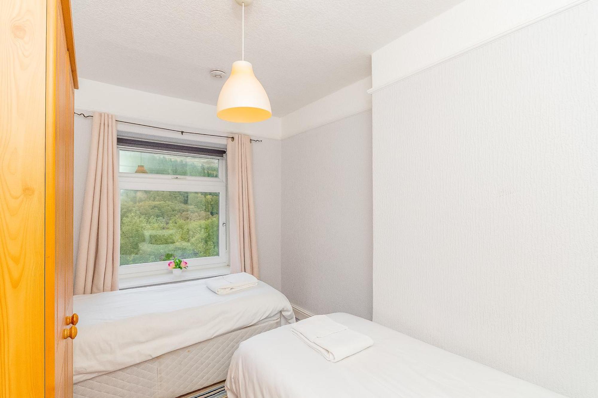The View Spacious Apartment In Afan Forest Bike Park By Staystaycations Port Talbot Luaran gambar