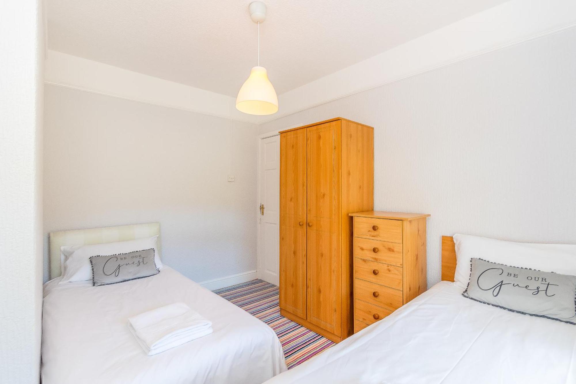 The View Spacious Apartment In Afan Forest Bike Park By Staystaycations Port Talbot Luaran gambar