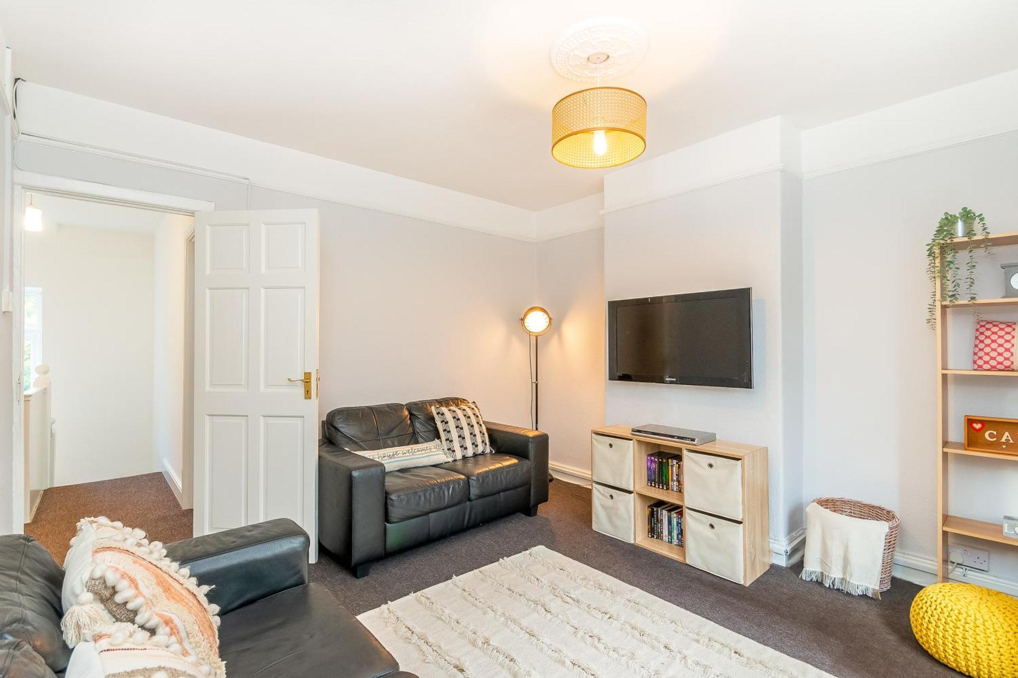 The View Spacious Apartment In Afan Forest Bike Park By Staystaycations Port Talbot Luaran gambar
